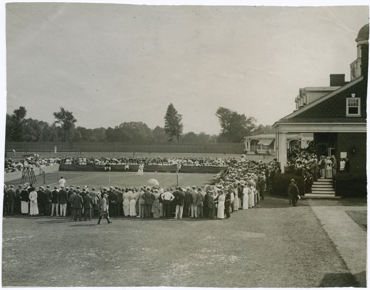 Biography | Elisabeth Moore — the challenger played 164 games and the holder 47, and the association's next rule book held women to three sets, Philadelphia, 1901 — photo 2