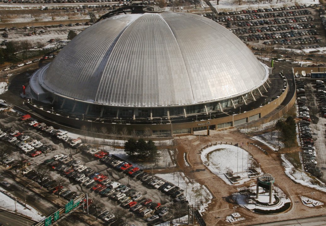 Concert History | Céline Dion at Civic Arena — A Faulty Rigging Clamp Forced an Eleven-Week Delay
