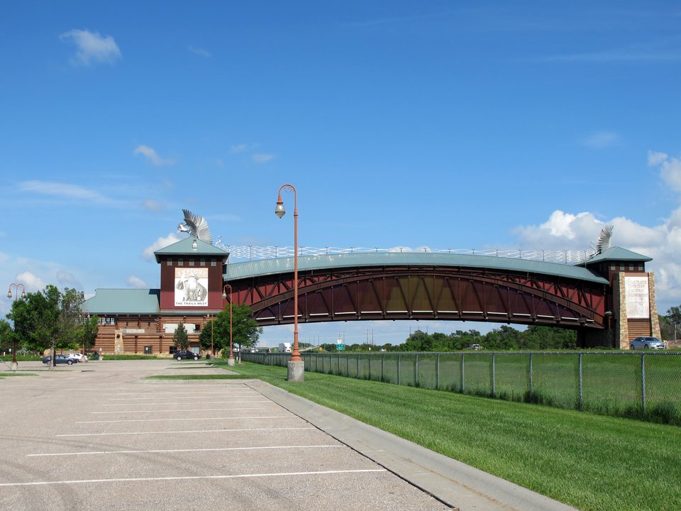 About Schmidt|Great Platte River Road Archway, Kearney — The Last Stop Before Home