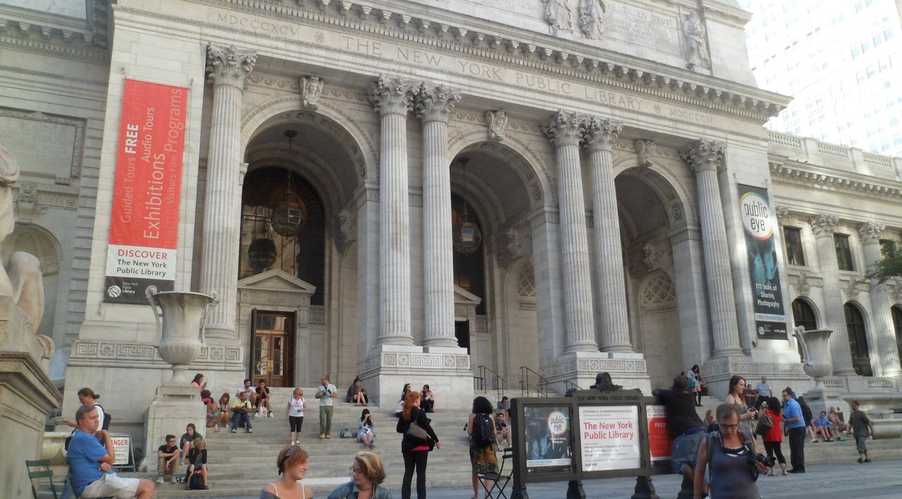 13 Going on 30 | New York Public Library — The Steps That Saved the Magazine