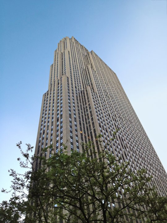The Adjustment Bureau | Top of the Rock — the roof where they stopped running