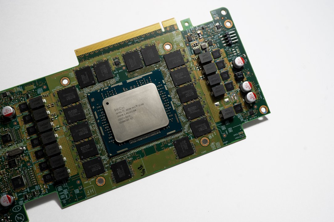 Semiconductor History | Salt Palace, 12 November 2012 — Xeon Phi Turns Larrabee Into a Supercomputer Card