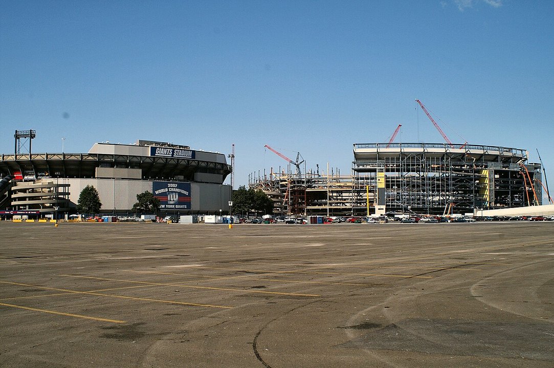 NFL History | Giants Stadium Site, East Rutherford — The Fumble That Taught the League to Kneel