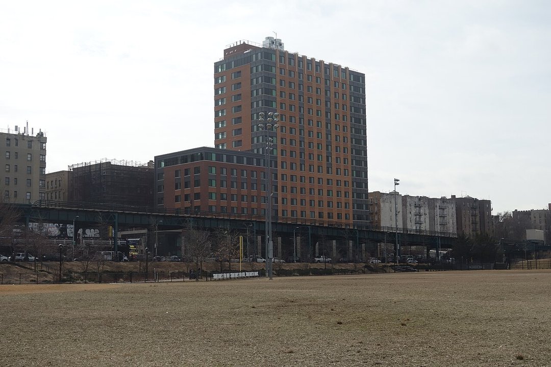 NFL History | Heritage Field, the Bronx — The Park and the Stadium Changed Places