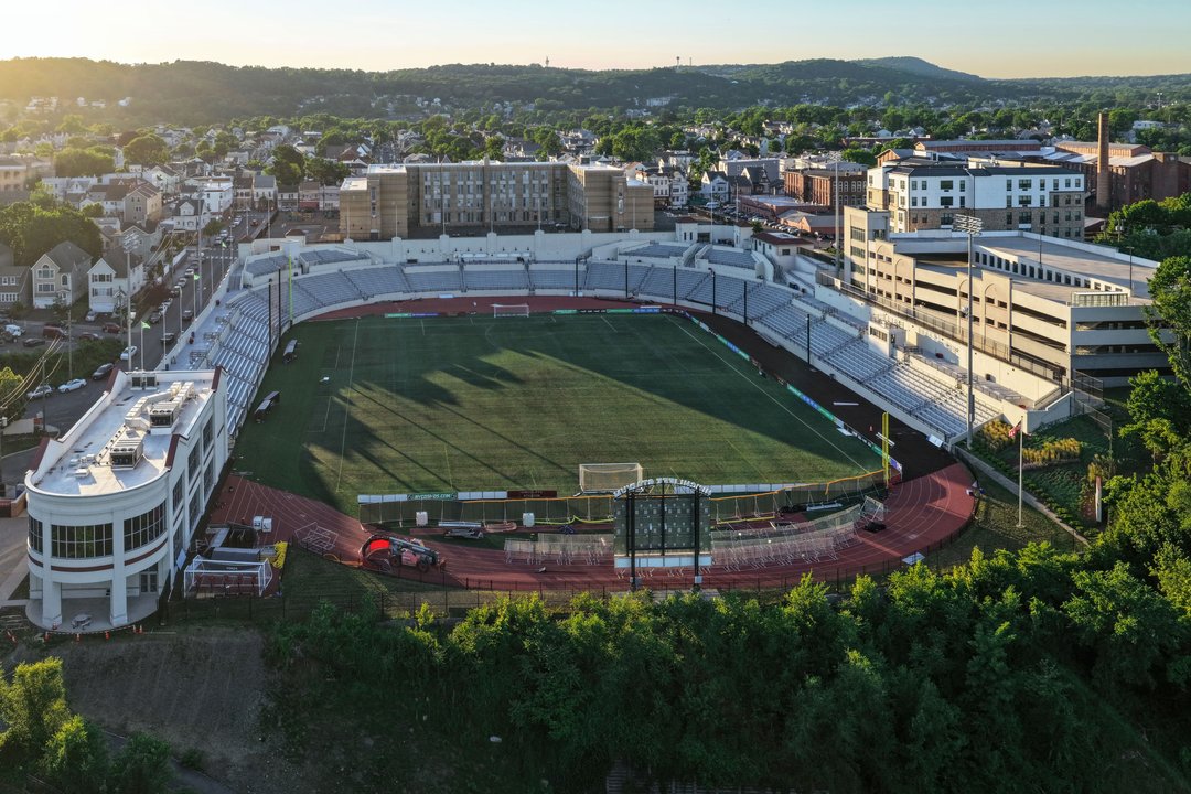 MLB | The Only Ballpark Inside a National Park (Hinchliffe Stadium, Paterson)