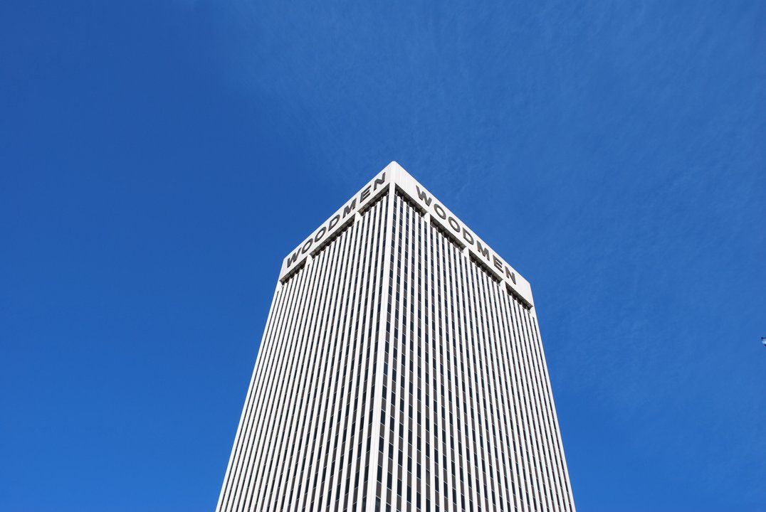 About Schmidt|Woodmen Tower, Omaha — The Clock Runs Out at Five