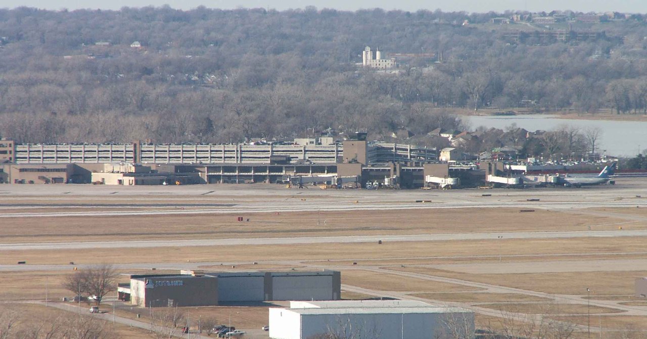 About Schmidt|Eppley Airfield, Omaha — Watching the Daughter Go
