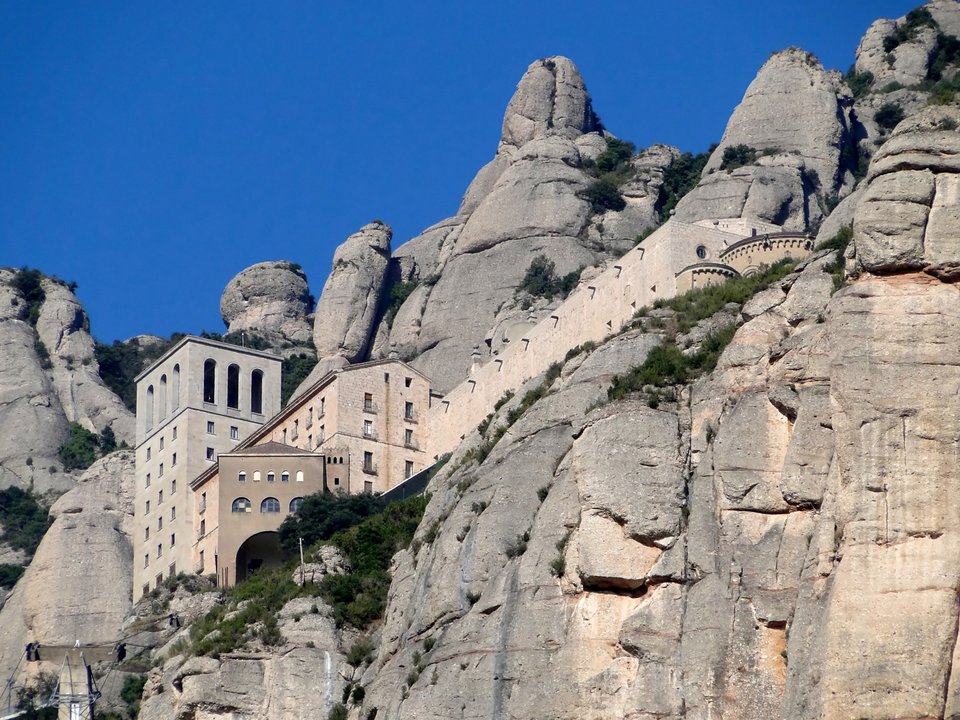 The K2|Montserrat — The Sawtooth Mountain That Opened the Chase