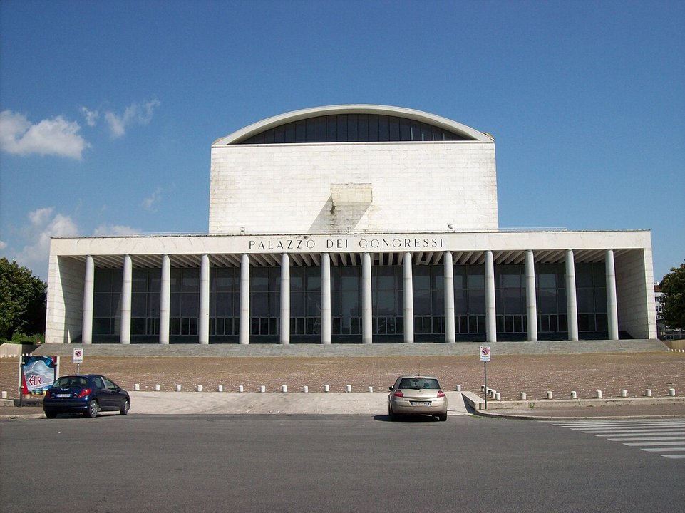 All the Money in the World|Palazzo dei Congressi, EUR — The Departure Hall That Was Never an Airport