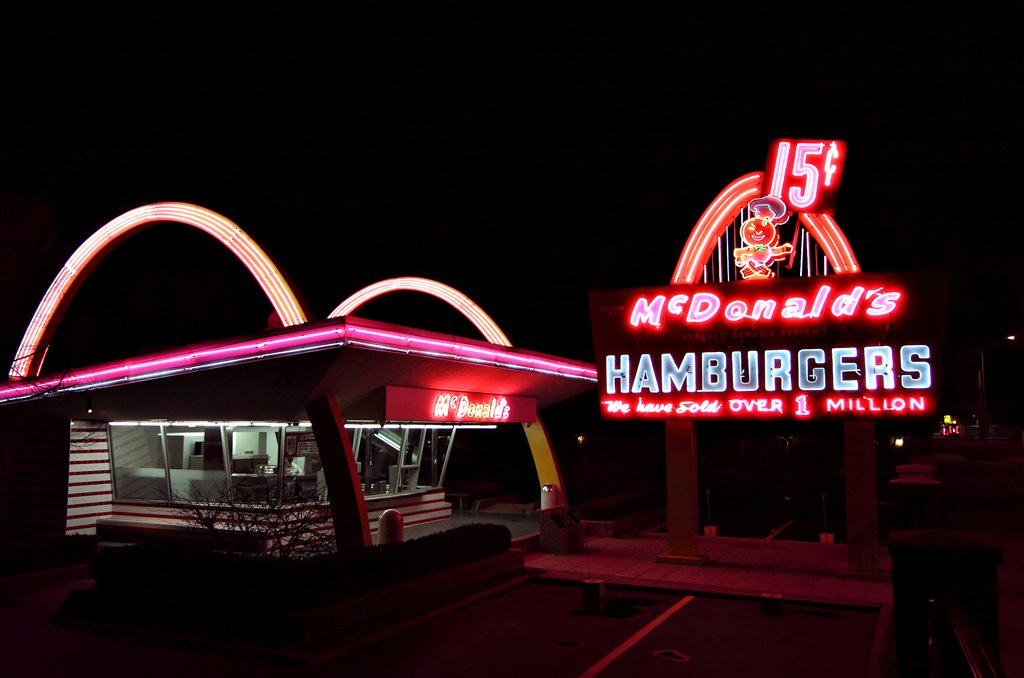 QSR History | 400 North Lee Street — Store Number Nine, Sold as Number One