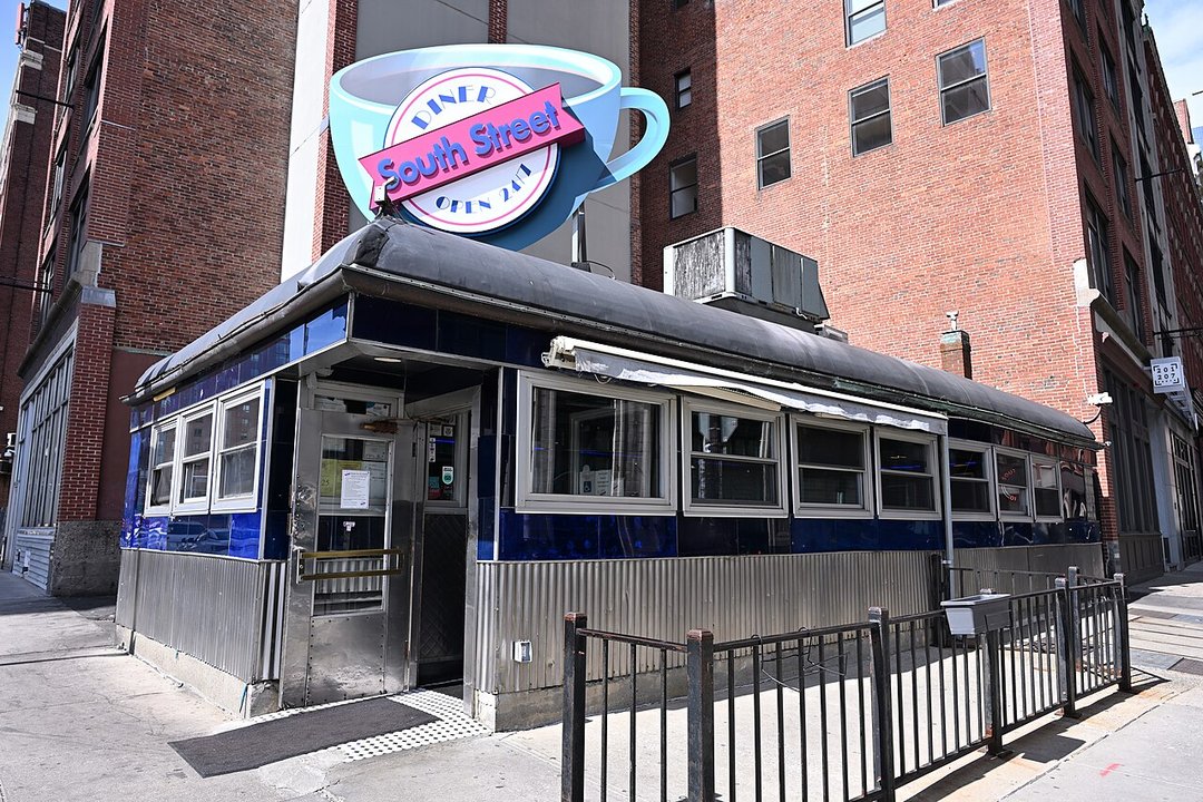 21 | South Street Diner — Where the Count Gets Explained