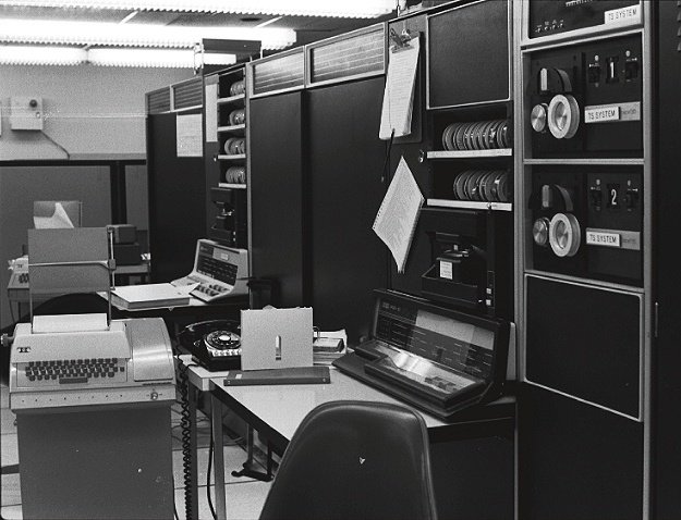 Technology History | 10 Moulton Street — The First Network Email Travelled About Fifteen Feet