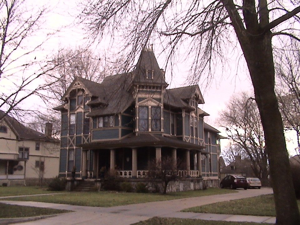 30 Minutes or Less|College Avenue and Wealthy Street — Chet's corner in Heritage Hill