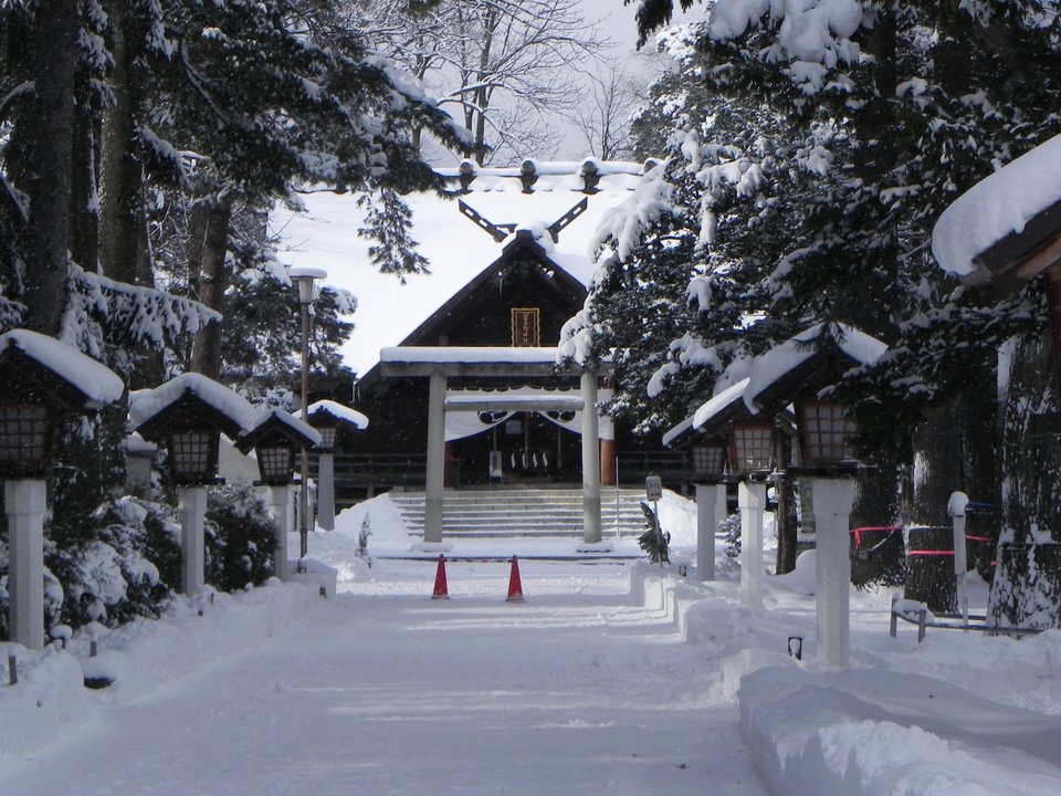 北の国から | 富良野神社 Furano Shrine — Vows, Then Snow