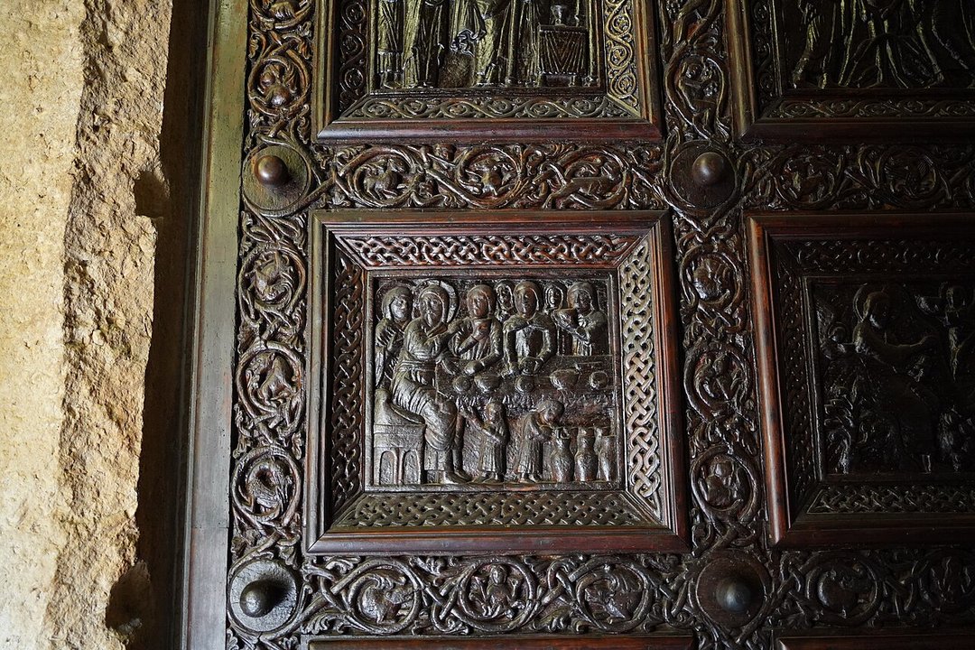 Dynastic History | Cathedral of Saint Domnius — Walnut Doors on an Emperor's Tomb