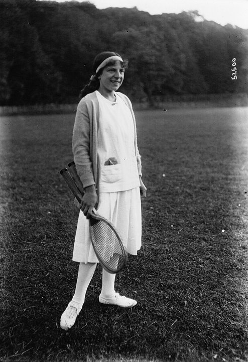 Biography | Suzanne Lenglen — The Riviera Club Where Her Father Built a World Champion, 1910