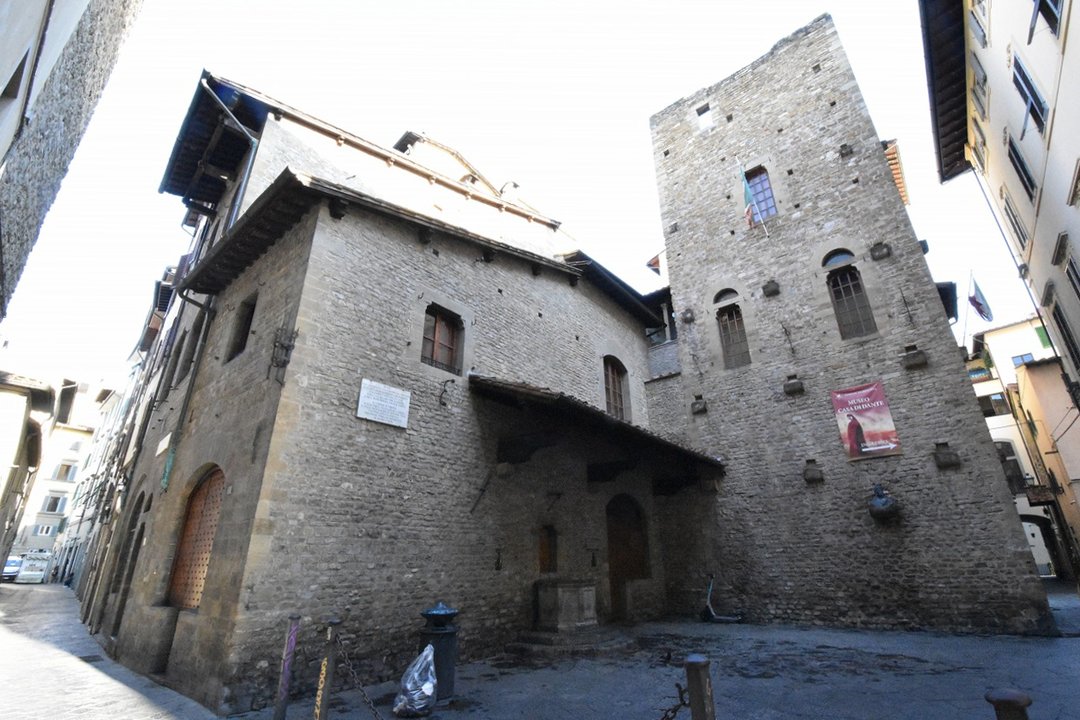 Biography | Dante Alighieri — The Parish House Florence Rebuilt on Via Santa Margherita