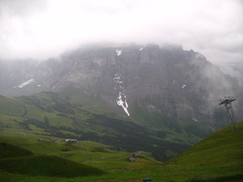 Crash Landing on You | Grindelwald First — The Slope Where the Wind Gave Them Back