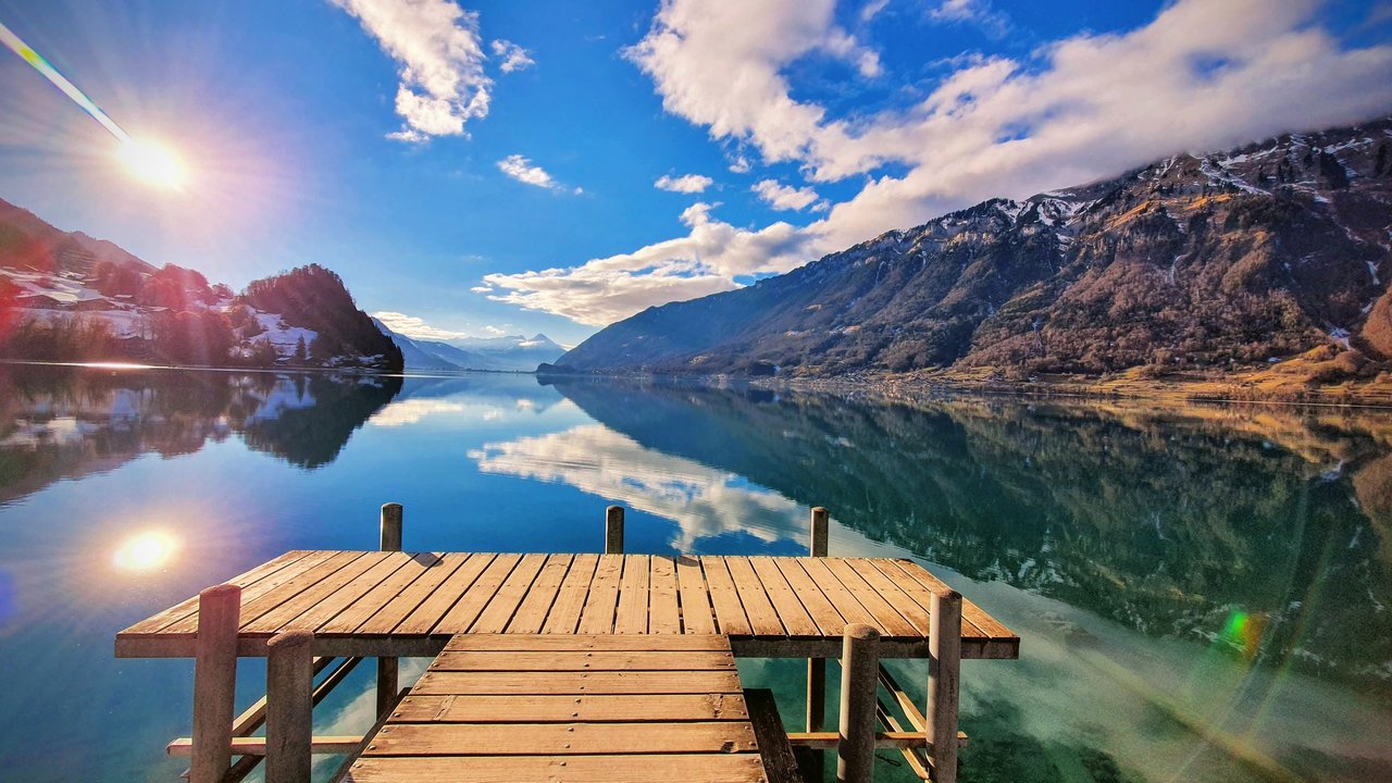 Crash Landing on You | Iseltwald Jetty, Lake Brienz — The Piano, and What Came After — photo 2