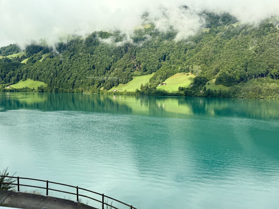 Crash Landing on You | Lake Lungern — The Country That Belonged to Neither of Them