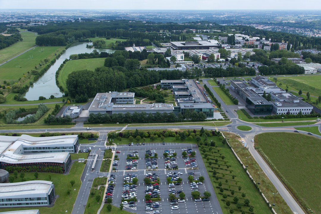 Biography|Vincent Rambaud — The Palaiseau Campus He Entered as Promotion 1979