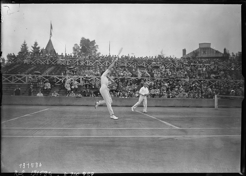 Tennis History | Stade Roland-Garros, Paris — a ground built to defend a team trophy, July 1928 — photo 2
