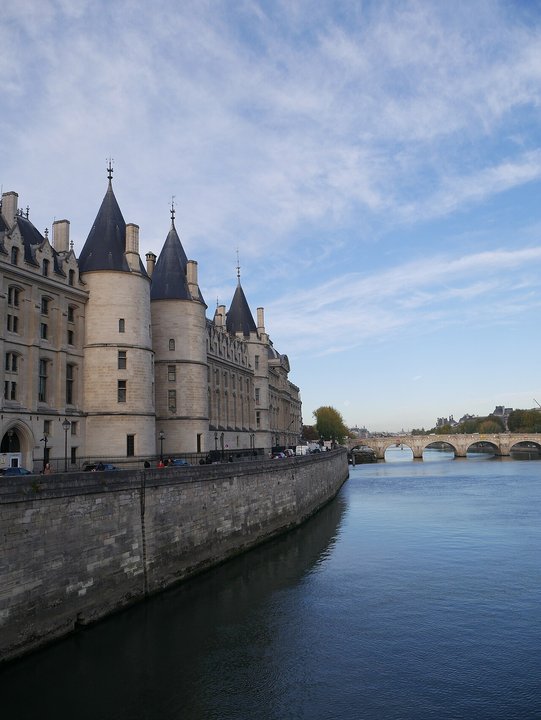 Dynastic History | The Conciergerie — The Capetian Palace That Became the Court