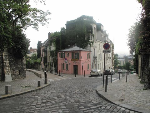 Emily in Paris | Rue de l’Abr…