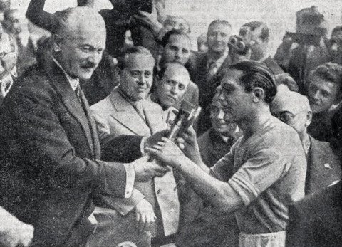 Soccer History | Stade de Col…