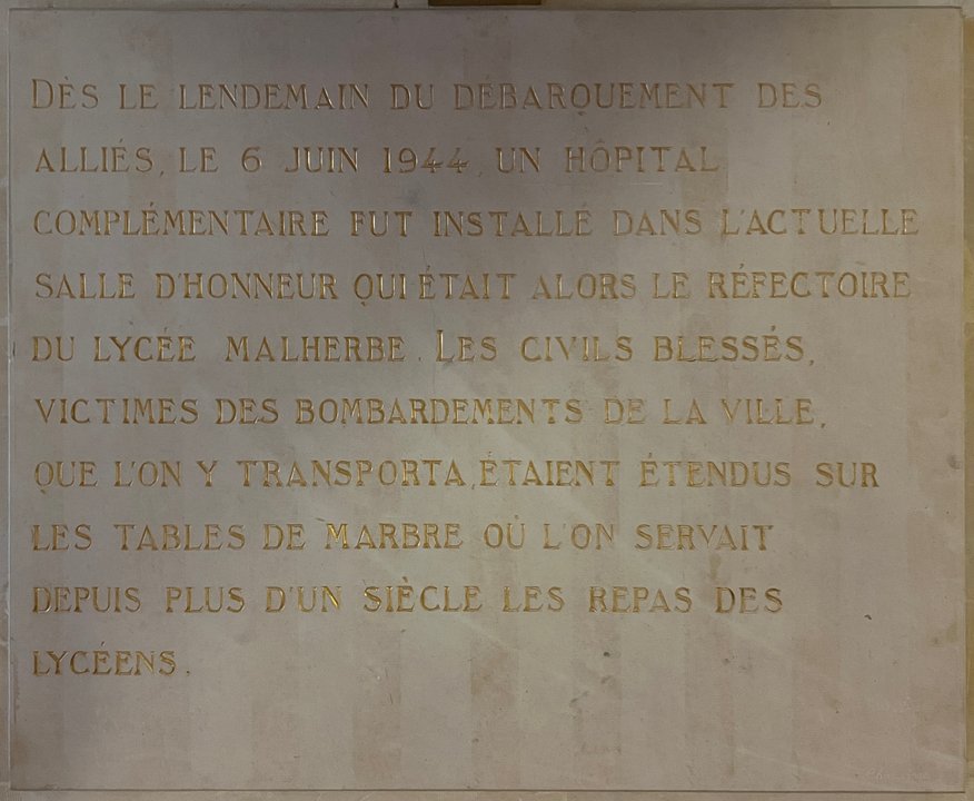 Military History | Abbaye-aux-Hommes — The Marble Tables in the Refectory — photo 2