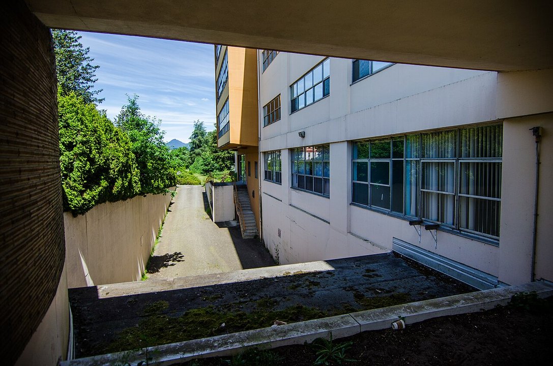 Along Came a Spider|Riverview Hospital grounds, Coquitlam — the empty institution every thriller borrows