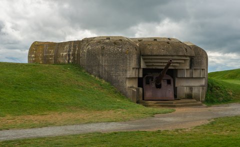 Military History | Longues-su…