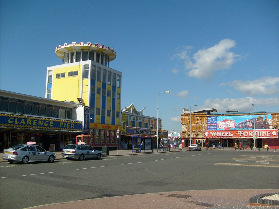 Mr. Bean | Clarence Pier — The Pram Takes the Ride