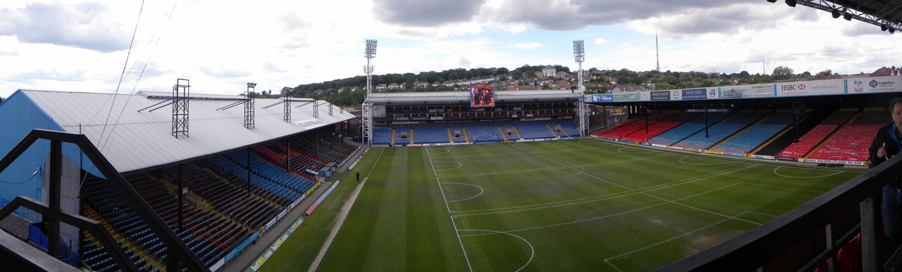 Ted Lasso | Selhurst Park — One Pass and the Drop