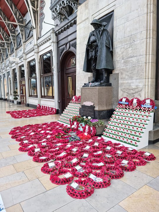 Military History | Great Western Railway War Memorial, Paddington — The Roll of Honour Under the Statue