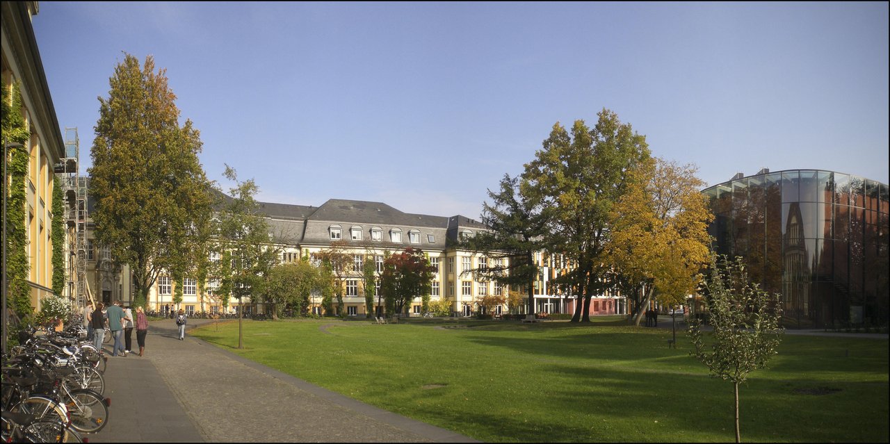 Biography|Emily Buening — The Law School on Jungiusstrasse