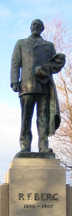 Biography|Rudolf Fredrik Berg — The 1940 Statue That Looks Out Over Strandparken — photo 2