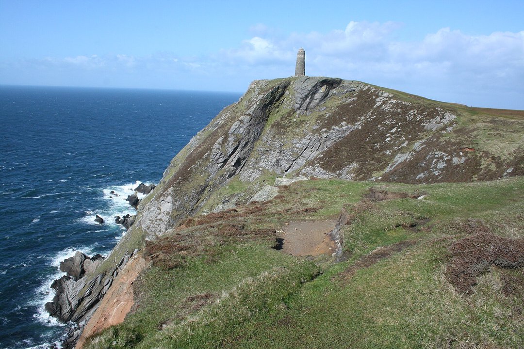Military History | The American Monument, Mull of Oa — Stone Tower on a Rocky Headland — photo 2
