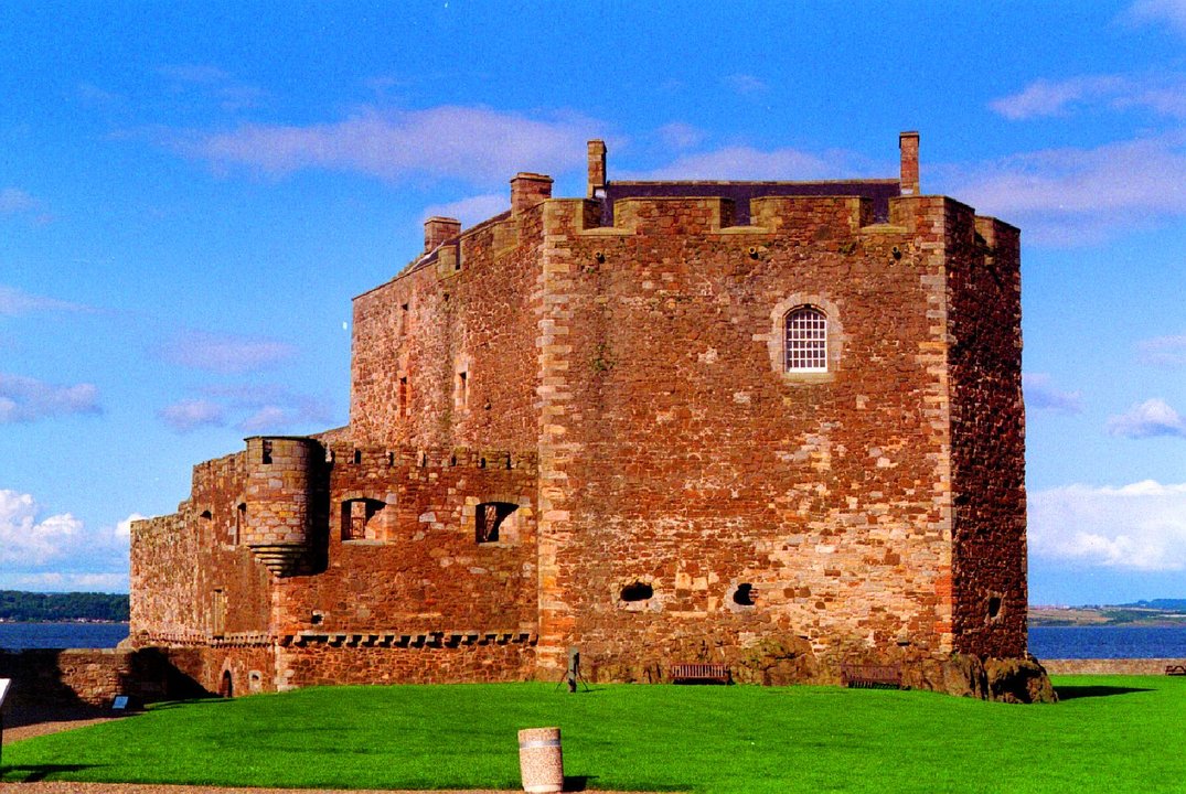 Outlander | Blackness Castle — Fort William